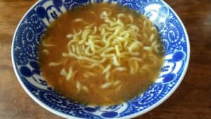 明星超極太麺麺神(メガミ)濃厚味噌味完成