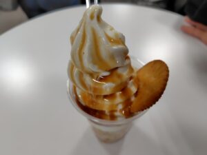 20251024_焦がしバターのキャラメルソフトパフェ