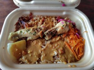 20260831_セブンカレーフェア骨付きチキンビリヤニ中身