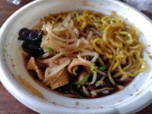 20261009_いそのかづお監修札幌ブラック醤油ラーメン完成